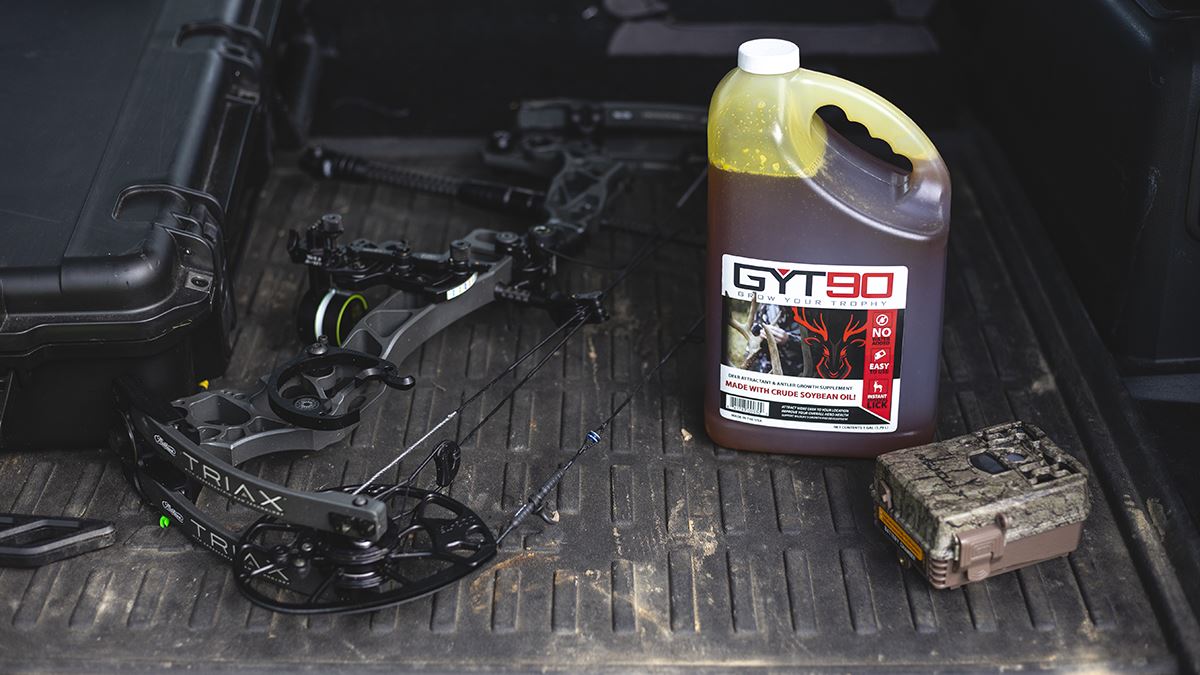 GYT90 Grow bigger deer Supplies calories and fat that deer seek in the fall